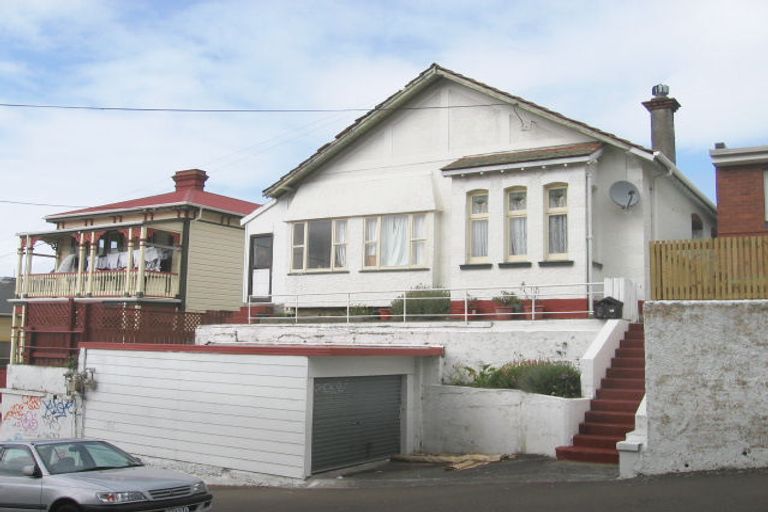 Photo of property in 19 Stoke Street, Newtown, Wellington, 6021