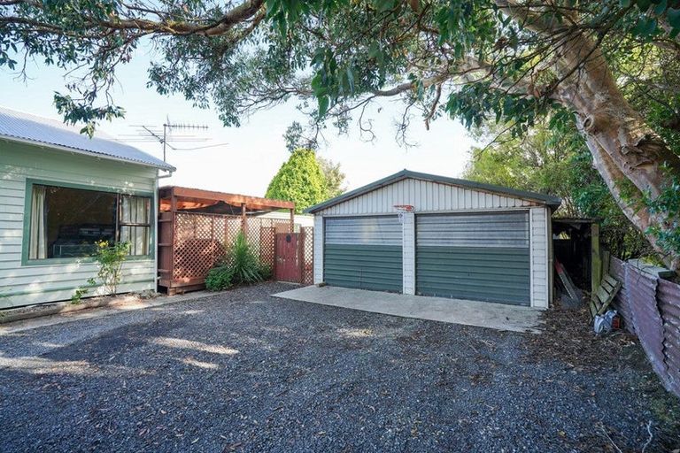 Photo of property in 124 Moulson Street, Strathern, Invercargill, 9812
