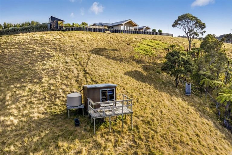 Photo of property in 24b Bethells Road, Waitakere, Auckland, 0816