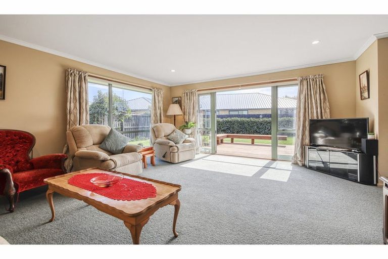 Photo of property in 7b Matson Close, Rangiora, 7400