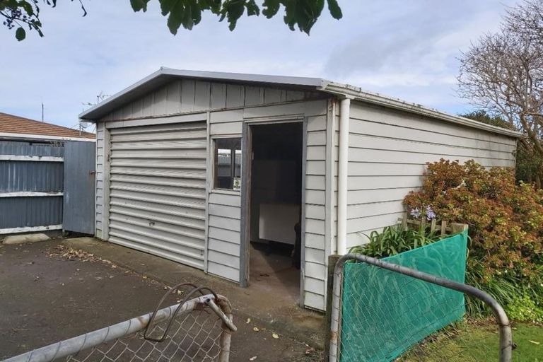 Photo of property in 17 Grey Street, Hawera, 4610