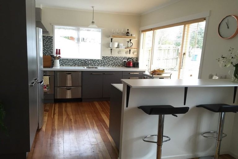 Photo of property in 13a Kinvig Place, Ranui, Auckland, 0612