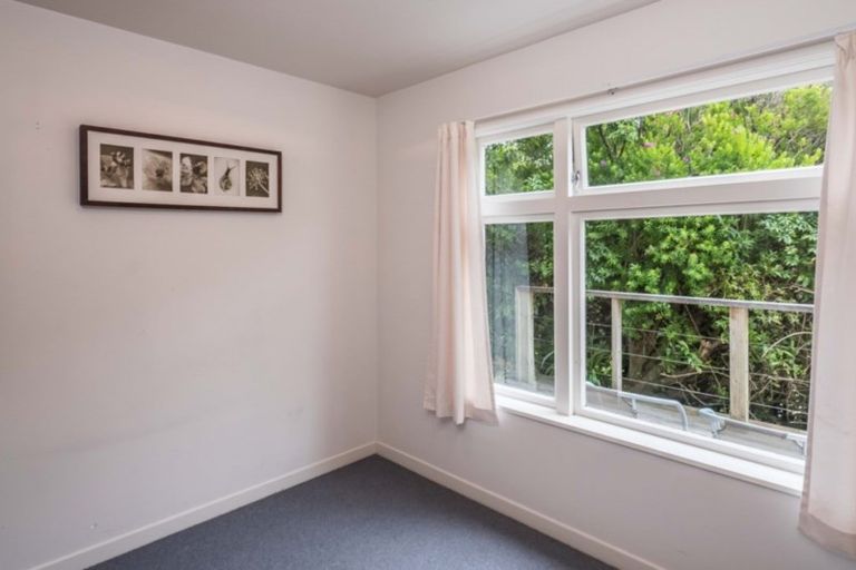 Photo of property in 169 Houghton Bay Road, Houghton Bay, Wellington, 6023