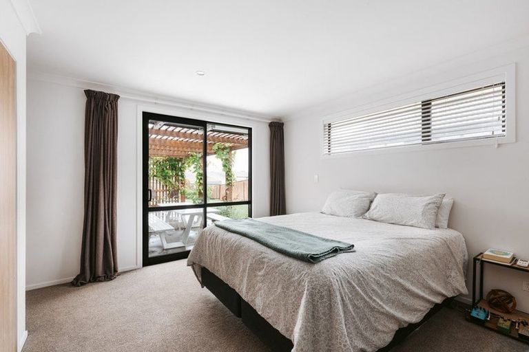 Photo of property in 18 Moira Close, Welcome Bay, Tauranga, 3175