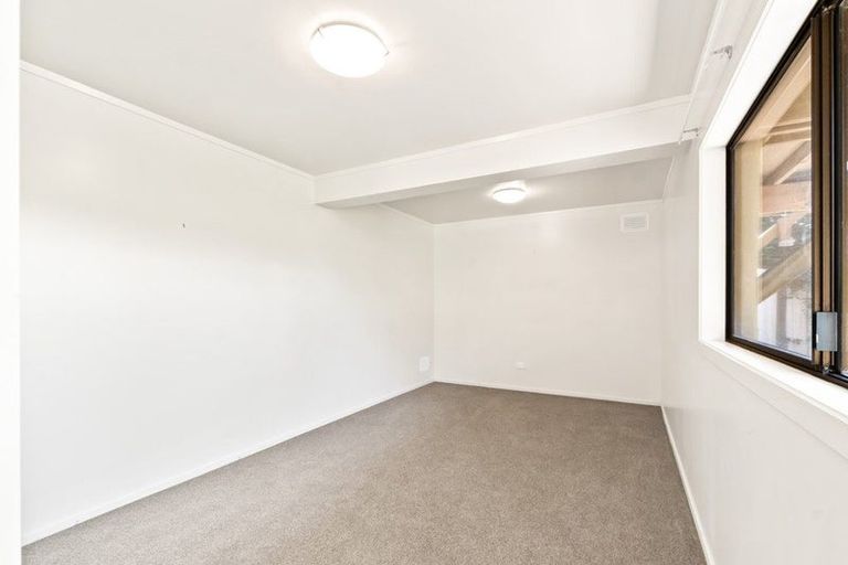 Photo of property in 91 Doves Bay Road, Kerikeri, 0294