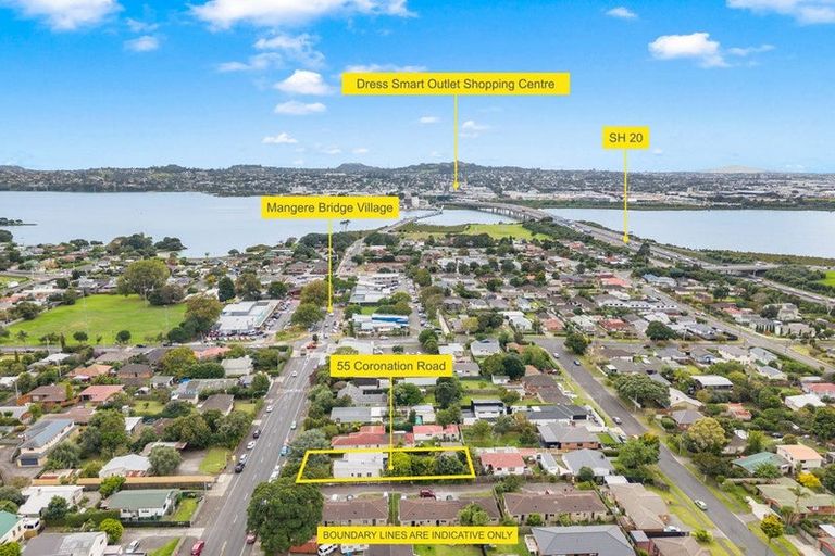 Photo of property in 55 Coronation Road, Mangere Bridge, Auckland, 2022