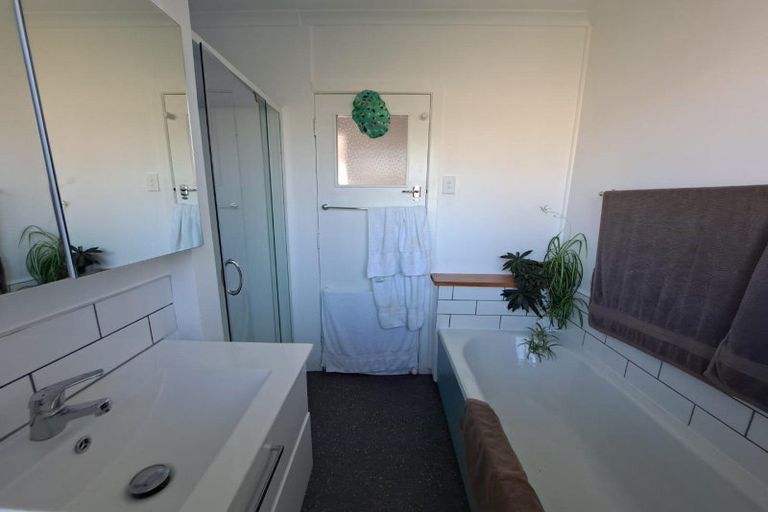 Photo of property in 4 Clyde Street, Ferndale, New Plymouth, 4310