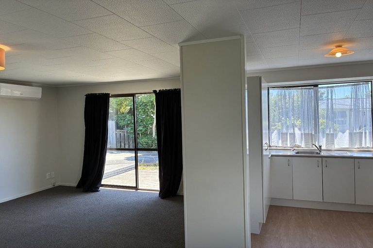 Photo of property in 84 Wharf Road, Te Atatu Peninsula, Auckland, 0610