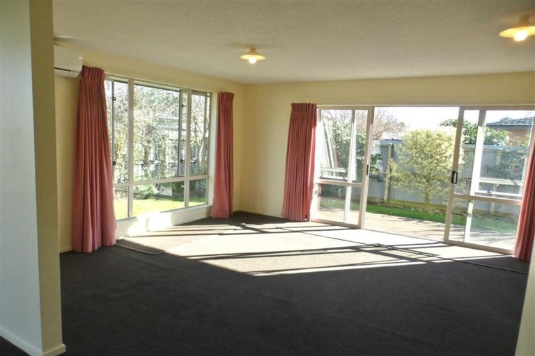 Photo of property in 5a Larsens Road, Halswell, Christchurch, 8025