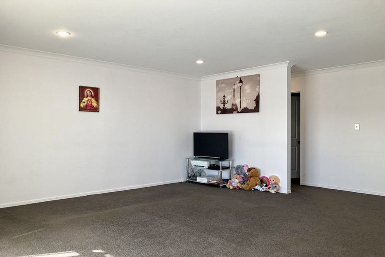 Photo of property in 20 Mili Way, Ranui, Auckland, 0612
