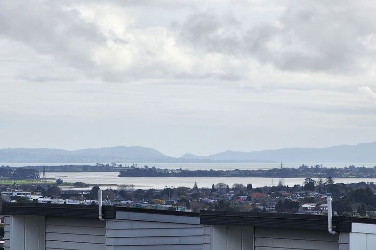 Photo of property in 36a Poruru Close, Papakura, 2110