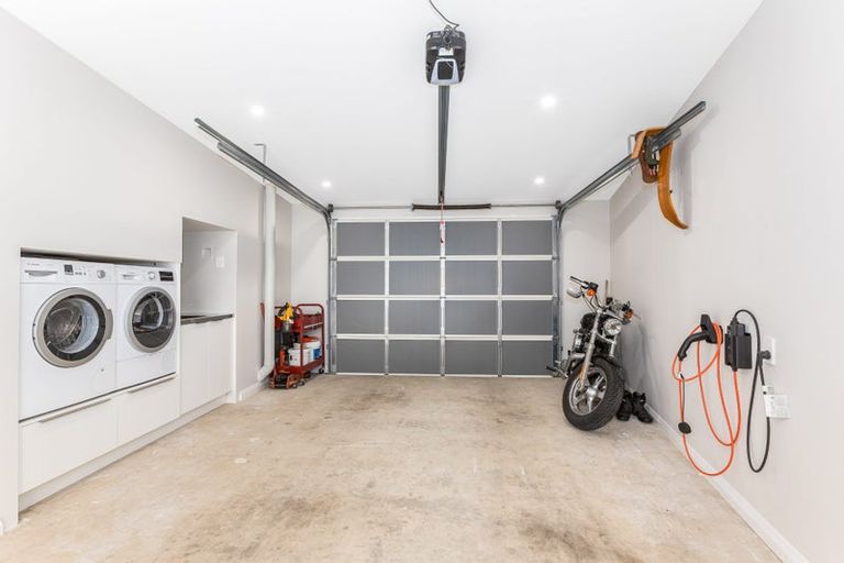 Photo of property in 341c Waiwhetu Road, Fairfield, Lower Hutt, 5011