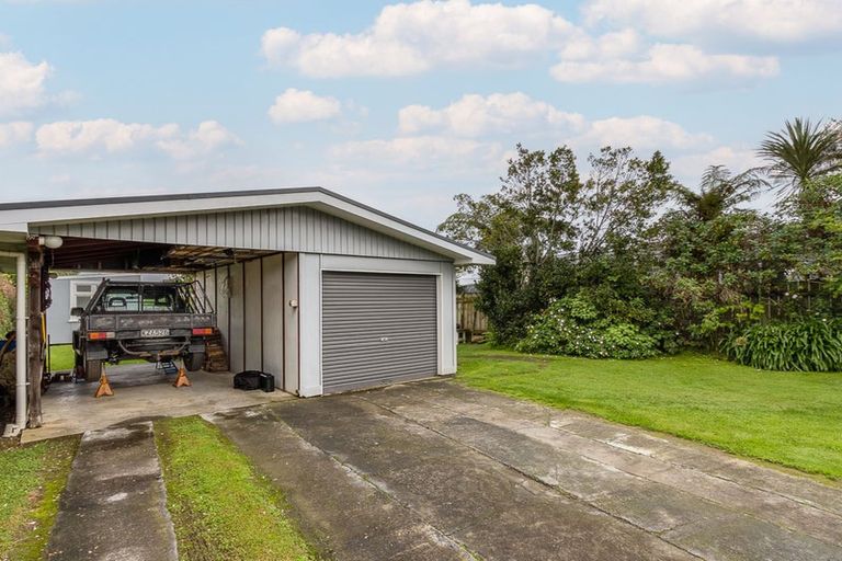 Photo of property in 324 Te Moana Road, Waikanae, 5036