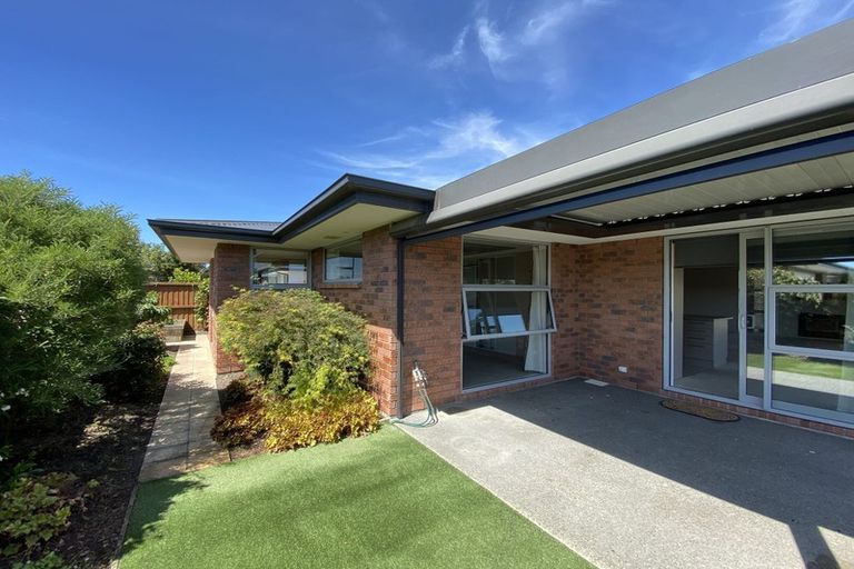 Photo of property in 94 Mcmahon Drive, Aidanfield, Christchurch, 8025