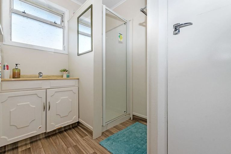 Photo of property in 33b Kawaha Point Road, Fairy Springs, Rotorua, 3015