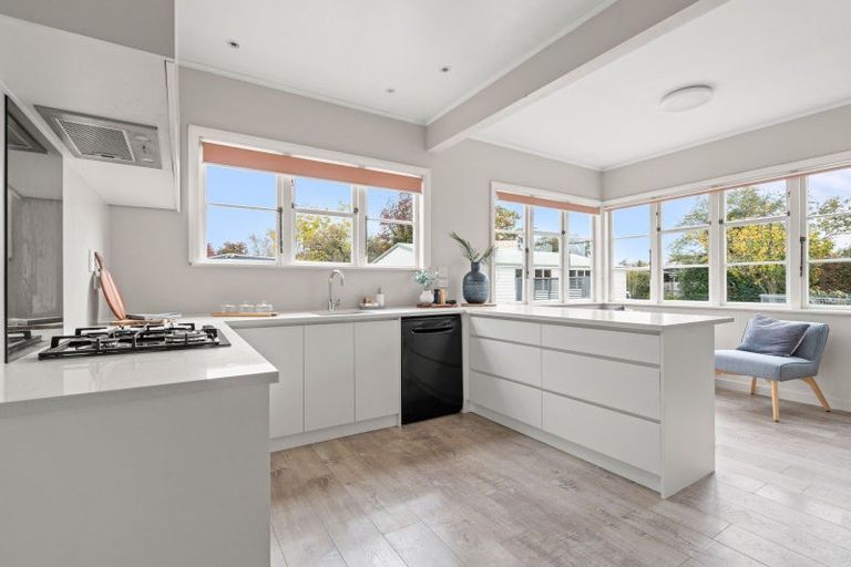 Photo of property in 4 Hosking Place, Masterton, 5810