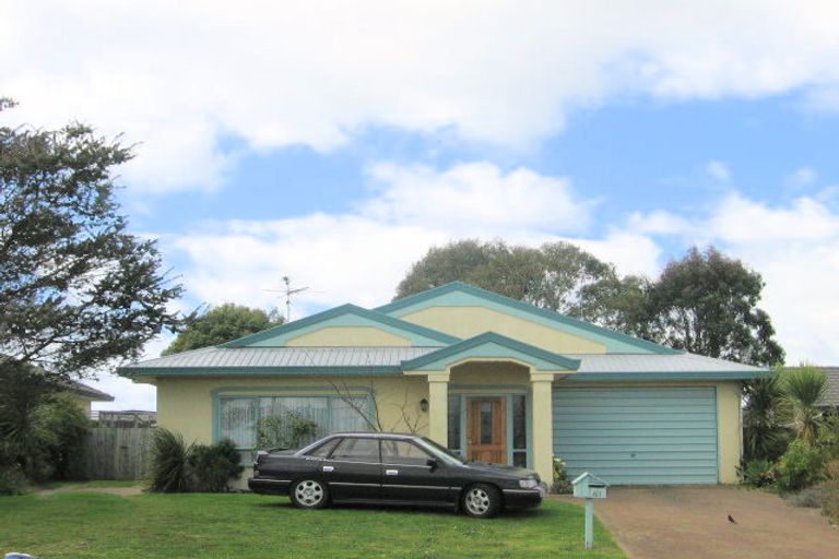 Photo of property in 61 Blake Boulevard, Papamoa Beach, Papamoa, 3118