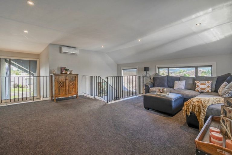 Photo of property in 4 Little George Place, Whitianga, 3510