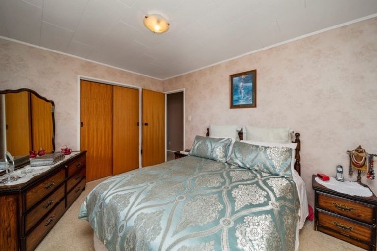 Photo of property in 60 Konini Street, Inglewood, 4330