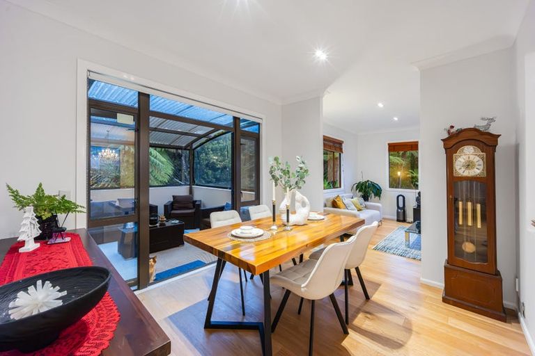 Photo of property in 36 Woodridge Avenue, Northcross, Auckland, 0630