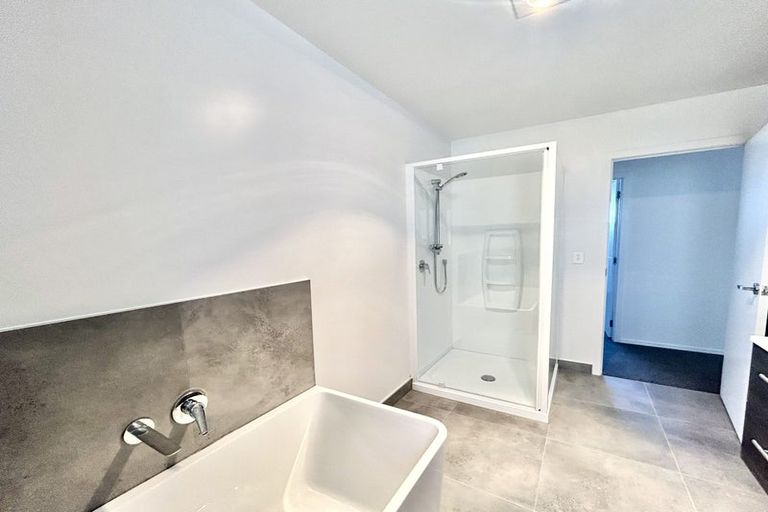 Photo of property in 4 Rockpool Road, Orewa, 0931