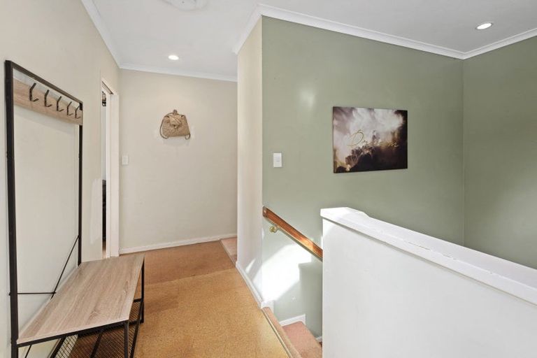 Photo of property in 180 Western Hills Drive, Kensington, Whangarei, 0112