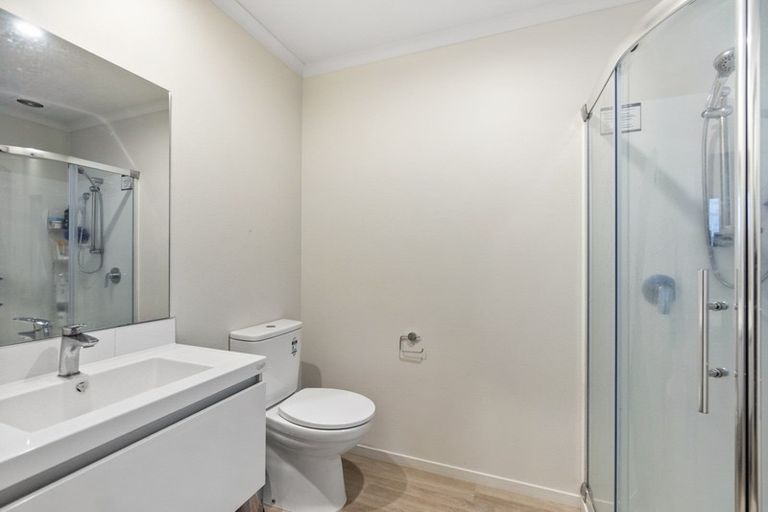 Photo of property in 2/85 Normandy Avenue, Melville, Hamilton, 3206