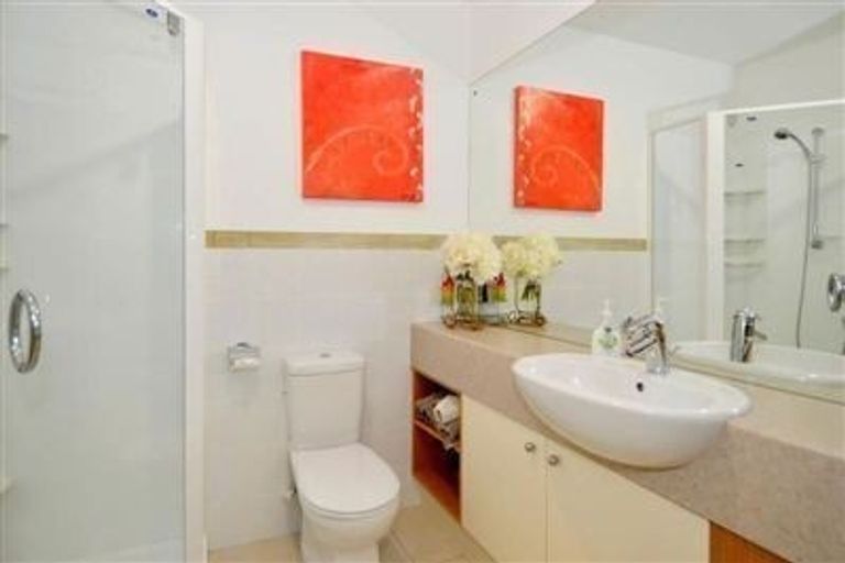 Photo of property in 11/11a Killarney Street, Takapuna, Auckland, 0622