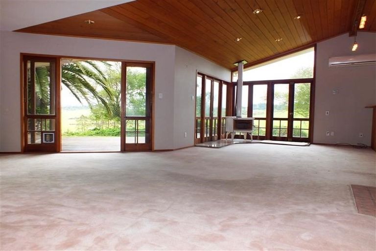 Photo of property in 72 Ireland Road, Waitoki, Kaukapakapa, 0871