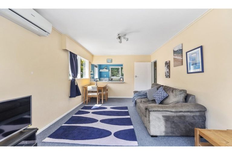 Photo of property in 124a Middleton Road, Churton Park, Wellington, 6037