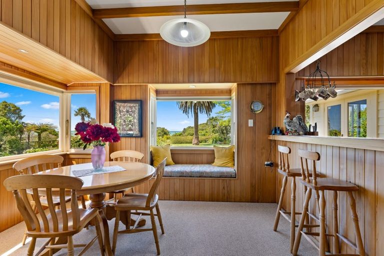 Photo of property in 18 Cliff Road, Tasman, Upper Moutere, 7173