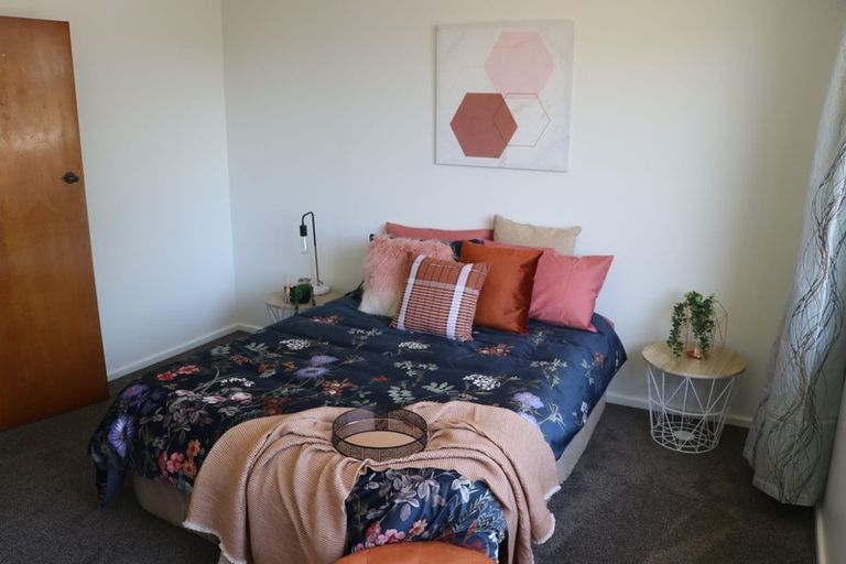 Photo of property in 66 Adamson Crescent, Glengarry, Invercargill, 9810