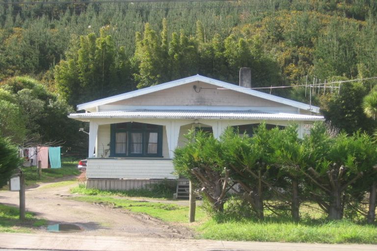 Photo of property in 61 George Street, Hikurangi, 0114