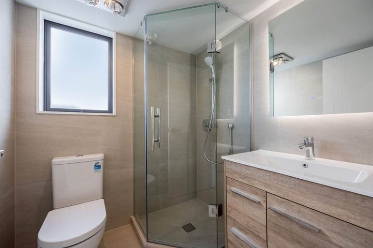 Photo of property in 6/57 Kervil Avenue, Te Atatu Peninsula, Auckland, 0610