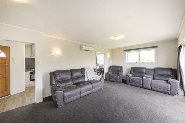 Photo of property in 108 Apollo Parade, Milson, Palmerston North, 4414