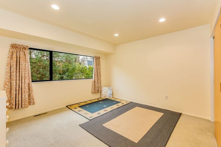 Photo of property in 14 Portage Place, Whitby, Porirua, 5024