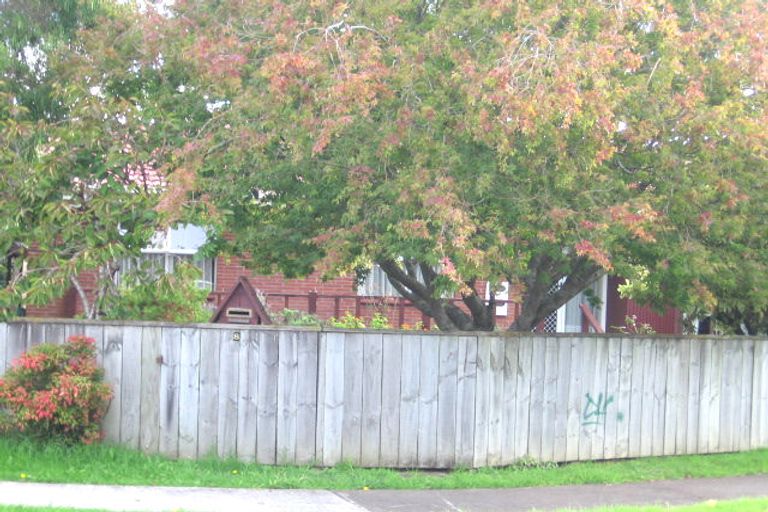 Photo of property in 8 Ervine Place, Bucklands Beach, Auckland, 2014