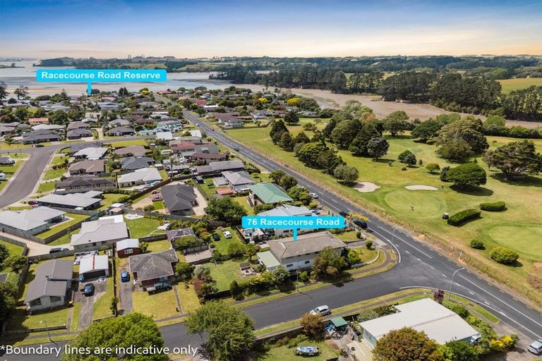 Photo of property in 76 Racecourse Road, Waiuku, 2123
