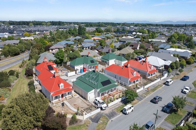 Photo of property in 3 Waitikiri Drive, Parklands, Christchurch, 8083