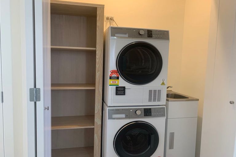 Photo of property in 16a Florence Street, Newtown, Wellington, 6021