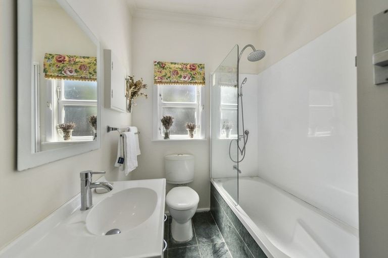 Photo of property in 25a Black Beech Street, Birchville, Upper Hutt, 5018