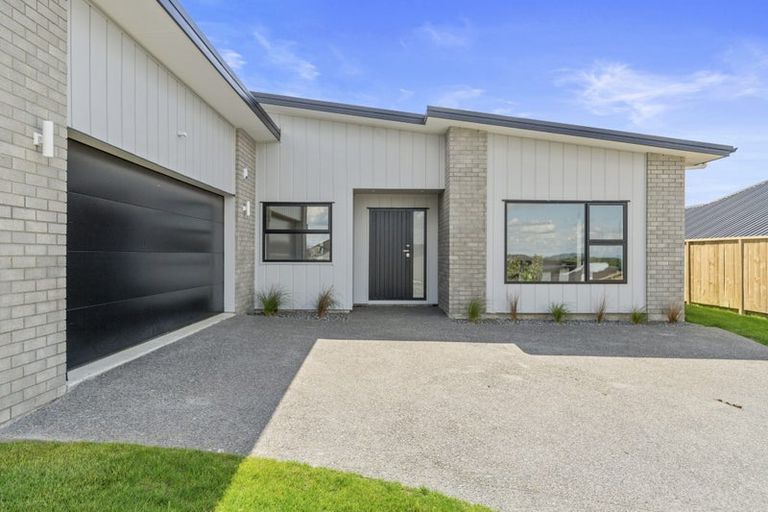 Photo of property in 52 Pinehurst Crescent, Morrinsville, 3300