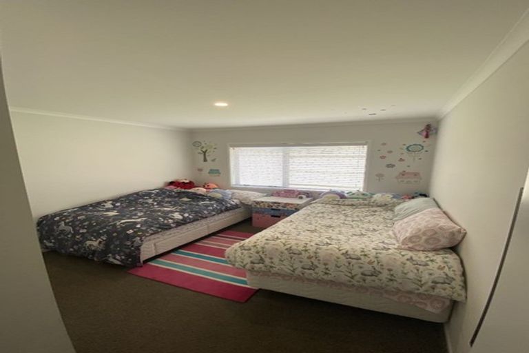 Photo of property in 126 Puhirake Crescent, Pyes Pa, Tauranga, 3112