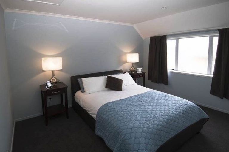 Photo of property in 3d Scotland Place, Hillcrest, Hamilton, 3216