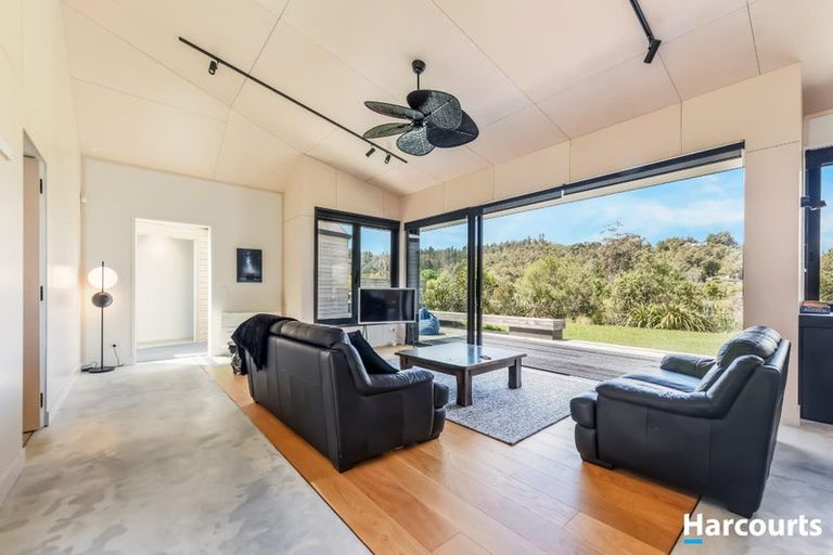 Photo of property in 18 Kahu Close, Kaiteriteri, Motueka, 7197