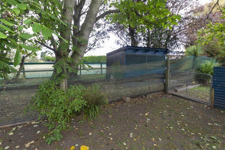 Photo of property in 16 Round Hill Road, Reidston, Oamaru, 9492