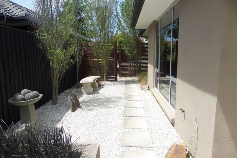 Photo of property in 15 Mcmahon Drive, Aidanfield, Christchurch, 8025