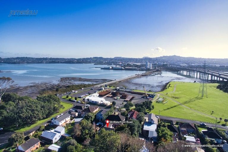 Photo of property in 9a Waterfront Road, Mangere Bridge, Auckland, 2022