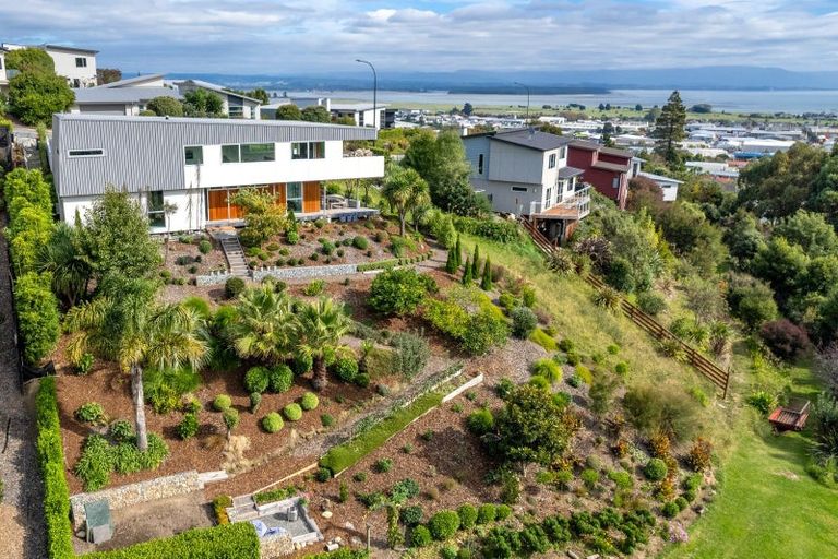 Photo of property in 33 Highview Drive, Wakatu, Nelson, 7011