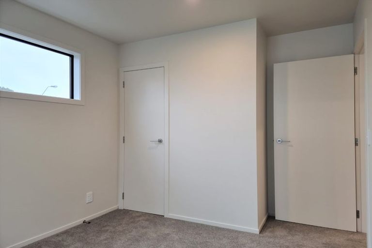 Photo of property in 2/338 Oxford Terrace, Avalon, Lower Hutt, 5011